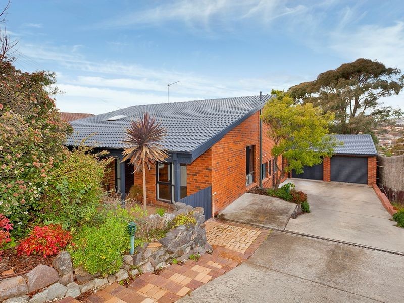 26 Jackie Howe Crescent, Macarthur ACT 2904