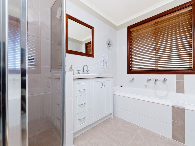 9 Carumbi Place, Isabella Plains ACT 2905