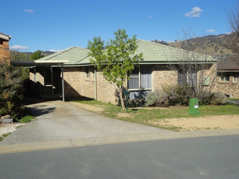6 McGrowdie Place, Gordon ACT 2906