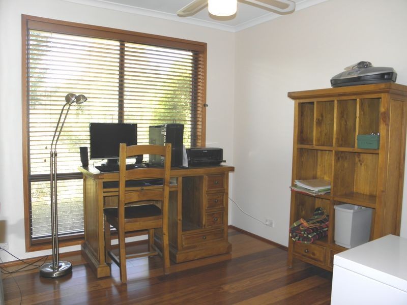 25 Leibnitz Place, Isabella Plains ACT 2905