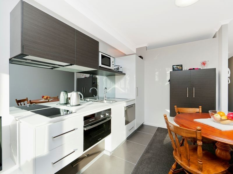 16/56 Cowlishaw Street, Greenway ACT 2900