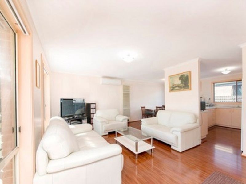 2 Peron Place, Banks ACT 2906