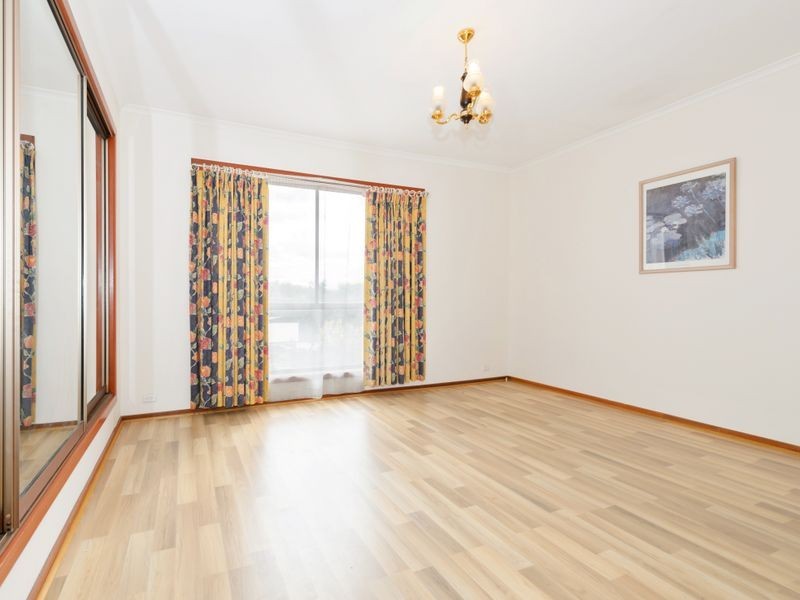 7 Jeanette Place, Gilmore ACT 2905
