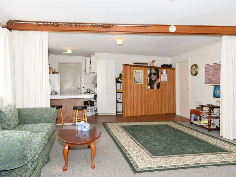 7 Jeanette Place, Gilmore ACT 2905