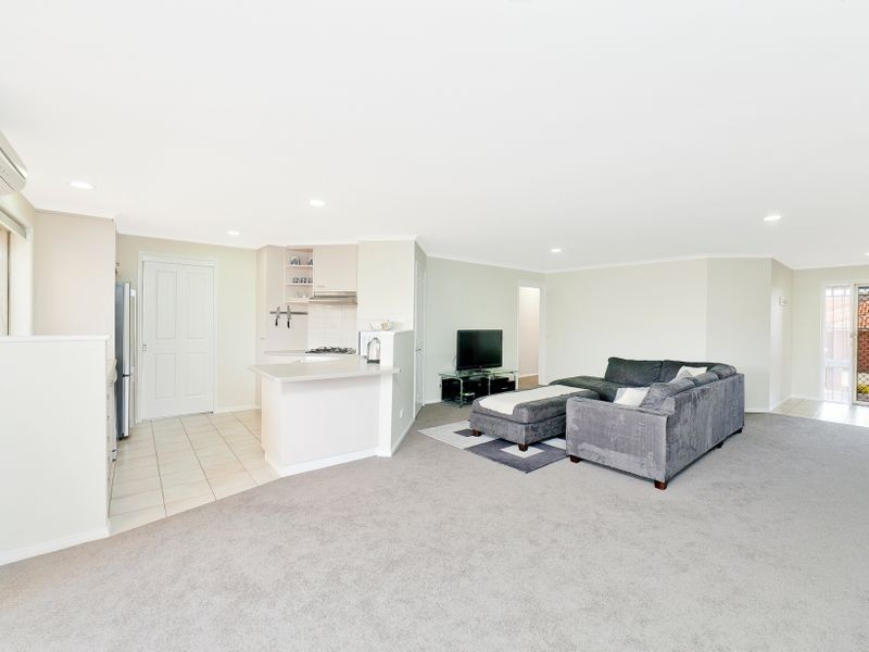 7/1-3 Forest Drive, Jerrabomberra NSW 2619
