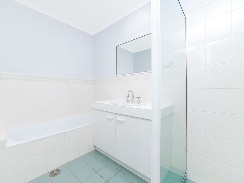 7/1-3 Forest Drive, Jerrabomberra NSW 2619