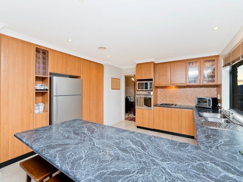 18 Sturrock Place, Gordon ACT 2906