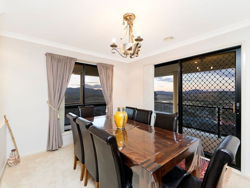18 Sturrock Place, Gordon ACT 2906