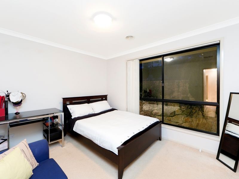 18 Sturrock Place, Gordon ACT 2906