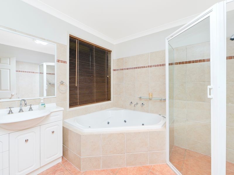 18 Sturrock Place, Gordon ACT 2906
