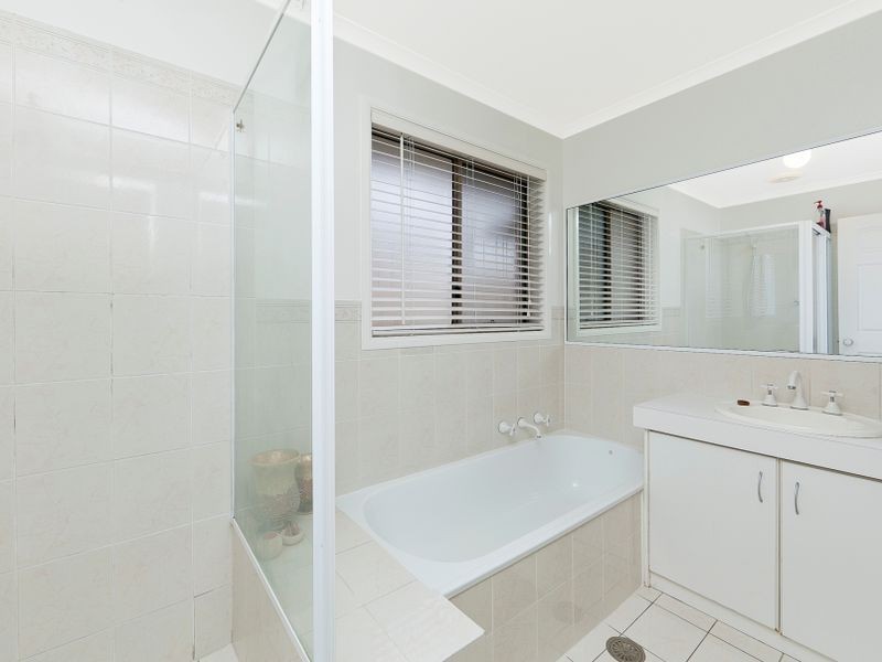 10 Ina Gregory Circuit, Conder ACT 2906