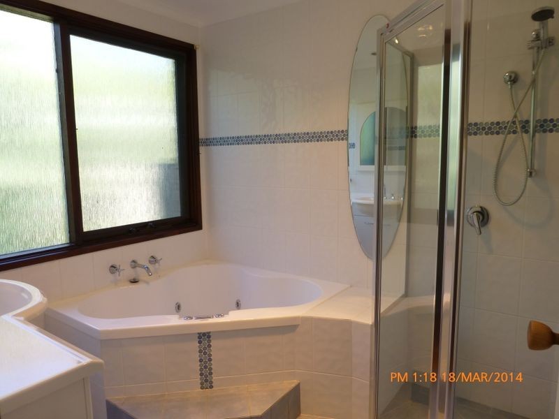 96 Learmonth Drive, Kambah ACT 2902
