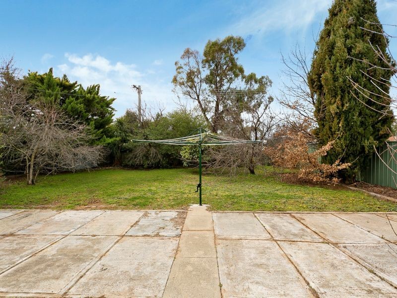 37 Collyburl Circuit, Isabella Plains ACT 2905