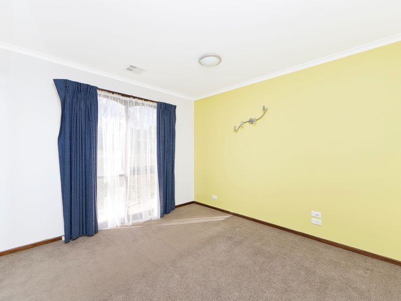 3 Stobie Place, Monash ACT 2904