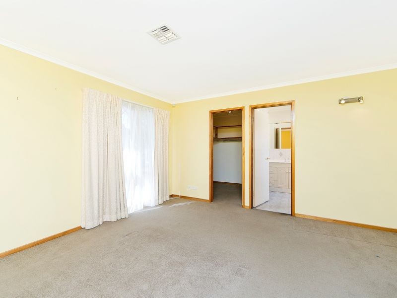 3 Stobie Place, Monash ACT 2904