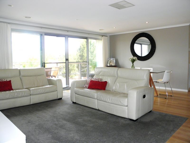 22 Nunan Crescent, Oxley ACT 2903