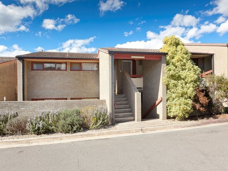 8/7 McGee Place, Pearce ACT 2607