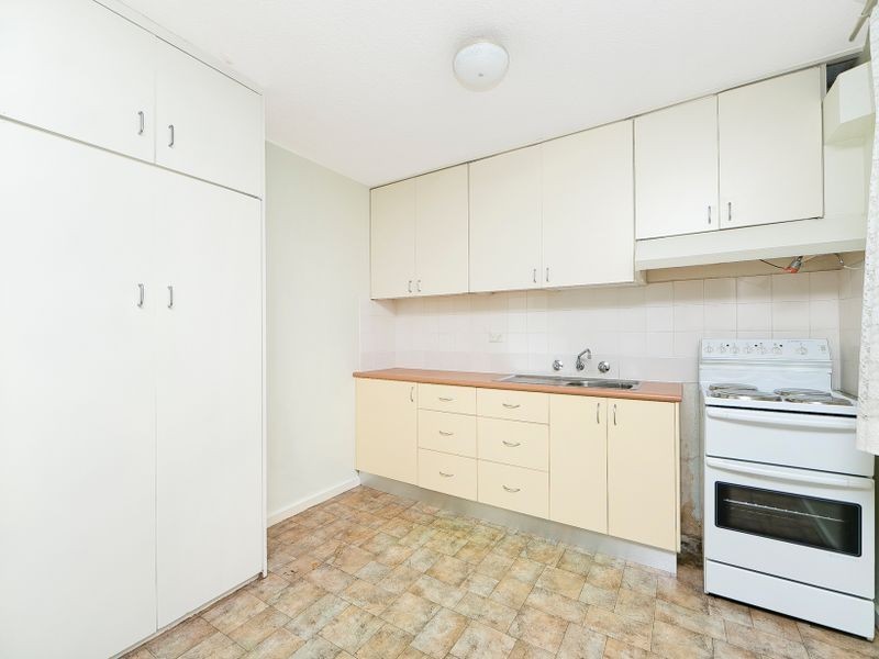 1/6 Stornaway Road, Queanbeyan NSW 2620