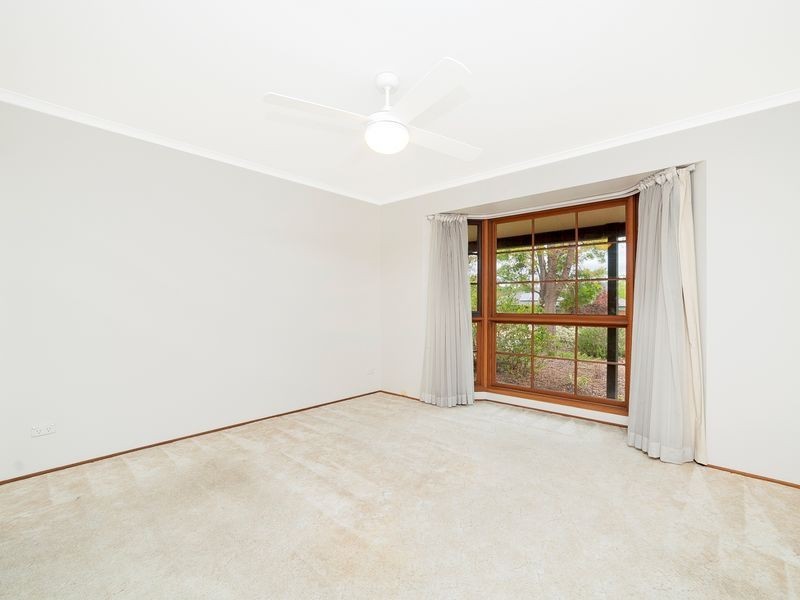 12 Merriman Crescent, Macarthur ACT 2904