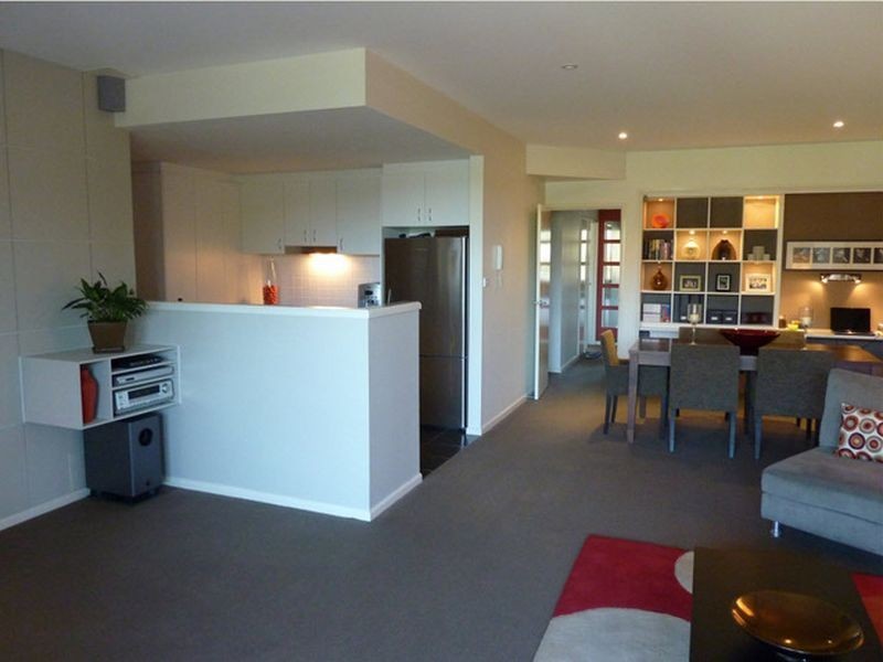 13/40 Eileen Good Street, Greenway ACT 2900