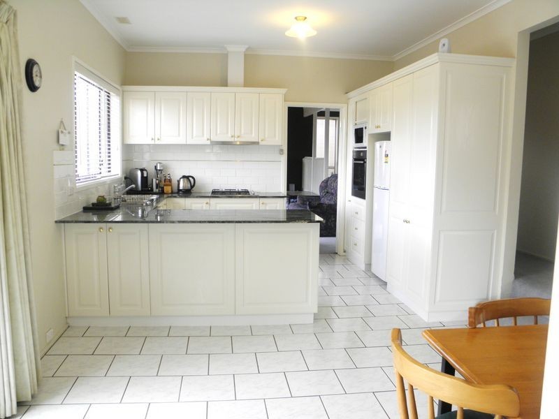 64 Jackie Howe Crescent, Macarthur ACT 2904