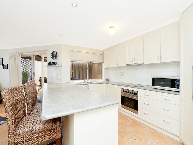 14 Llewellyn Loop, Conder ACT 2906