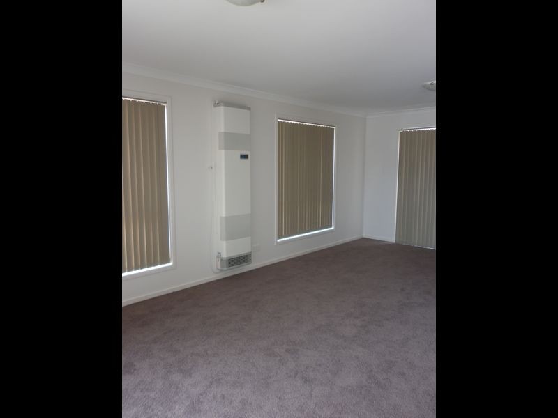 138 Macfarlane Burnet Avenue, Macgregor ACT 2615