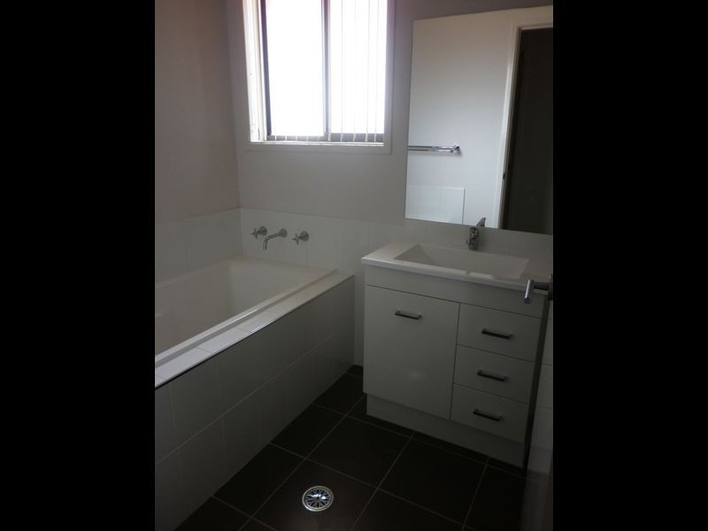 138 Macfarlane Burnet Avenue, Macgregor ACT 2615