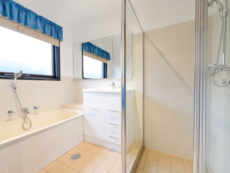 33 Falkiner Place, Macarthur ACT 2904