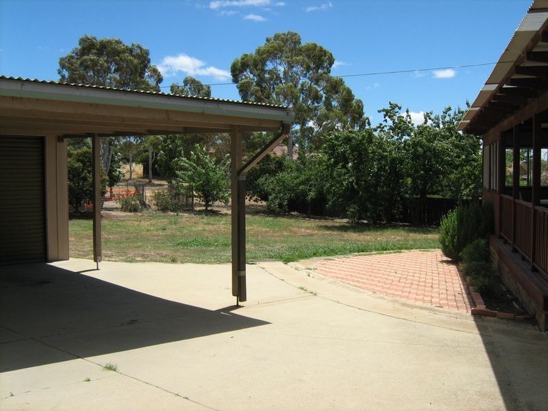 4 Southwood Retreat, Bonython ACT 2905