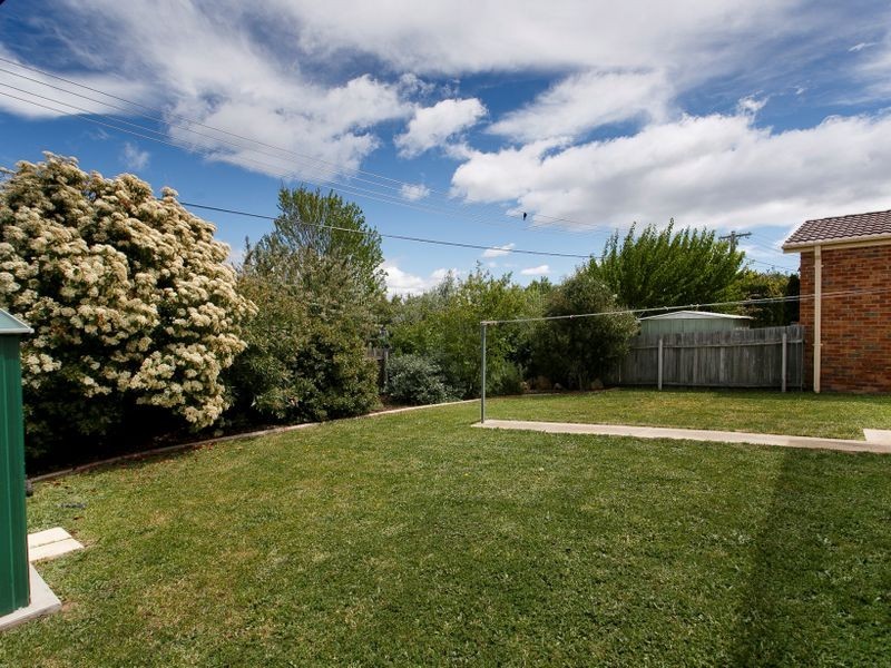 42 Ashcroft Crescent, Monash ACT 2904