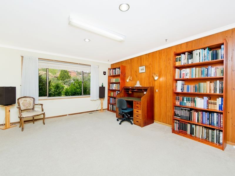 367 Bugden Avenue, Fadden ACT 2904