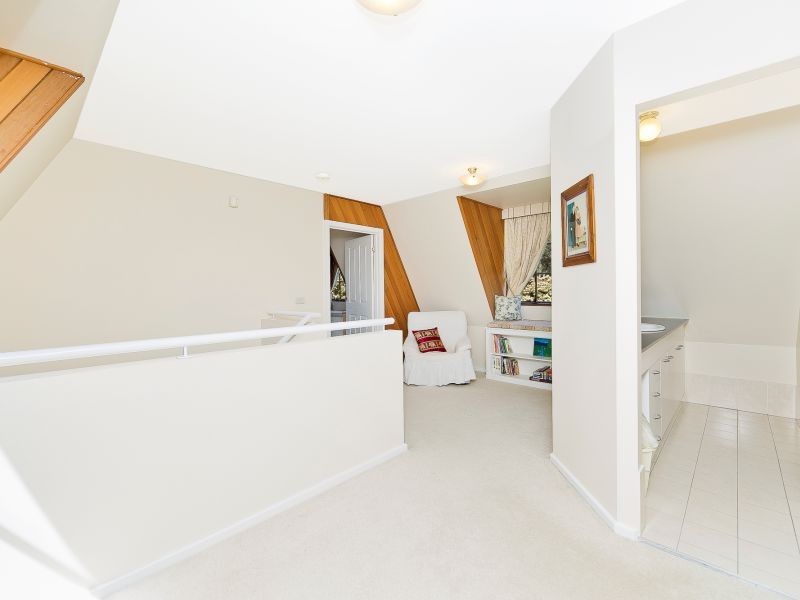 16 Crommelin Place, Chisholm ACT 2905