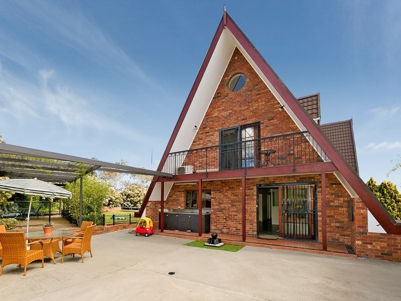 16 Crommelin Place, Chisholm ACT 2905