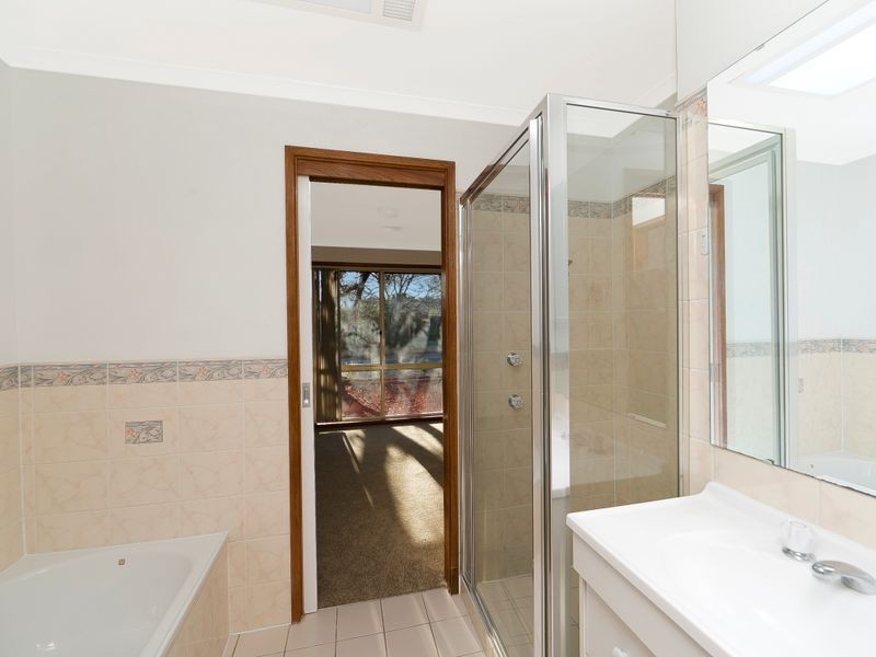 12 Alarmon Crescent, Dunlop ACT 2615