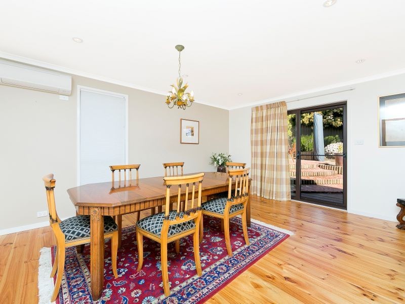 12 Strachan Place, Wanniassa ACT 2903