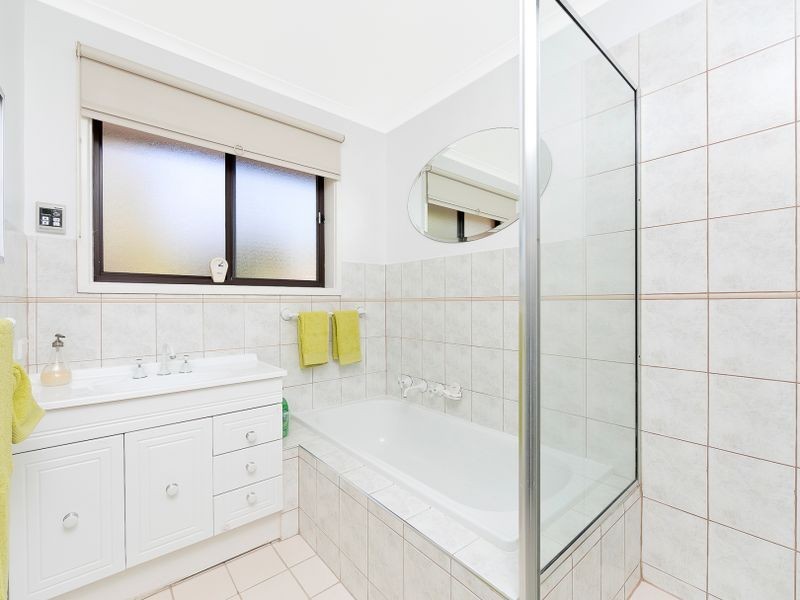 12 Strachan Place, Wanniassa ACT 2903