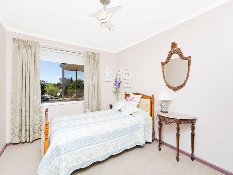 12 Strachan Place, Wanniassa ACT 2903