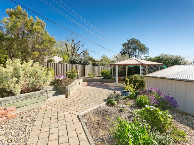 12 Strachan Place, Wanniassa ACT 2903