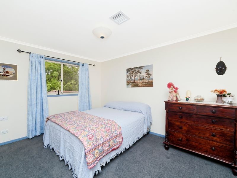 38 Mount Vernon Drive, Kambah ACT 2902