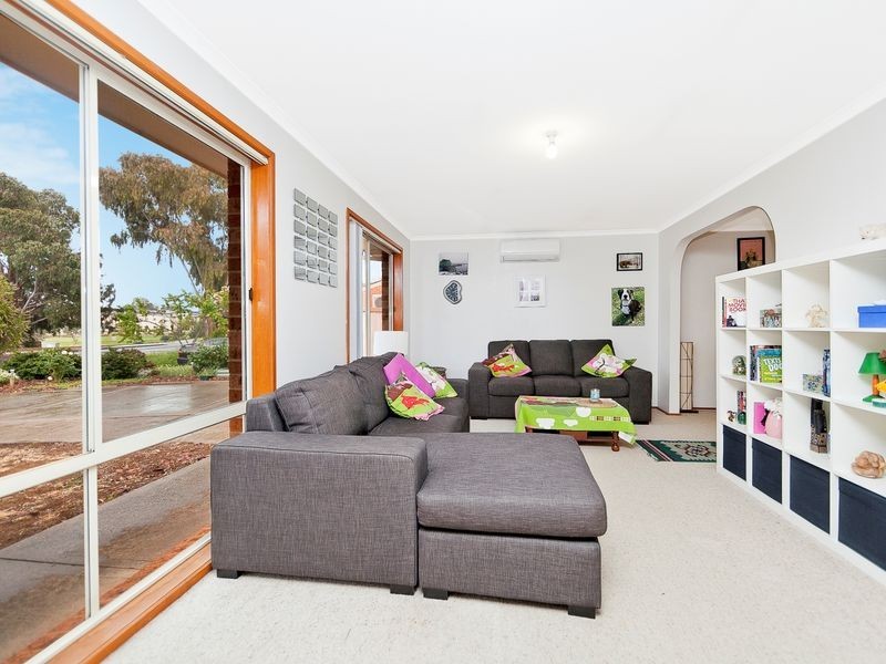 106 Barr Smith Avenue, Bonython ACT 2905