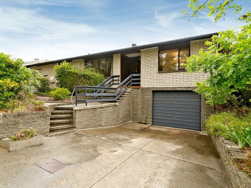 64 Streeton Drive, Rivett ACT 2611