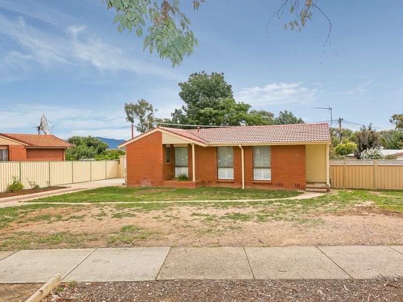 88 Sternberg Crescent, Wanniassa ACT 2903