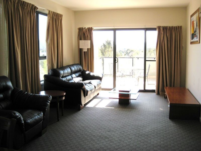 28/2 Eileen Good Street, Greenway ACT 2900