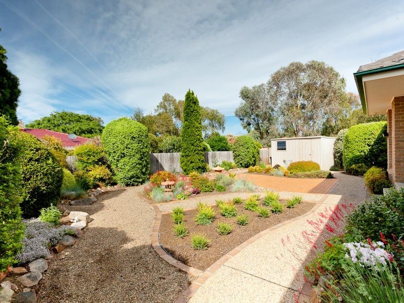 11 Mackney Place, Gordon ACT 2906