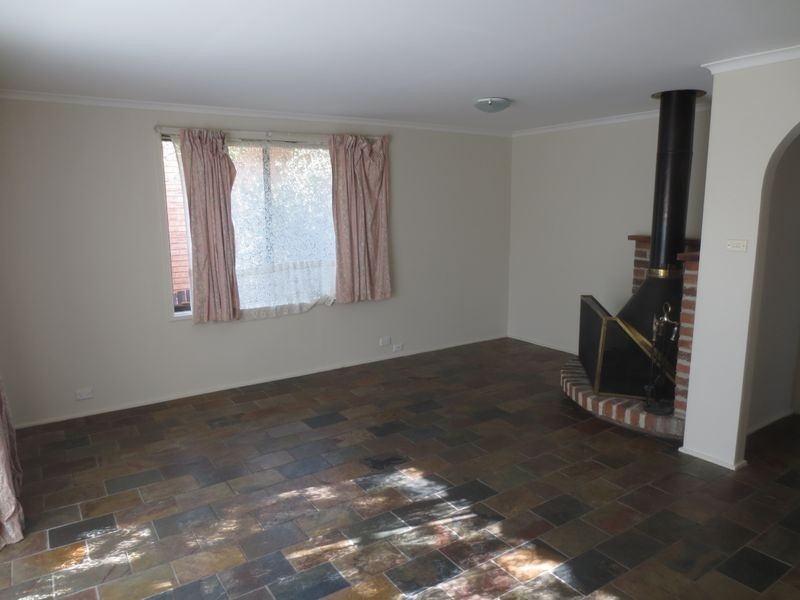 7 Browne Place, Kambah ACT 2902