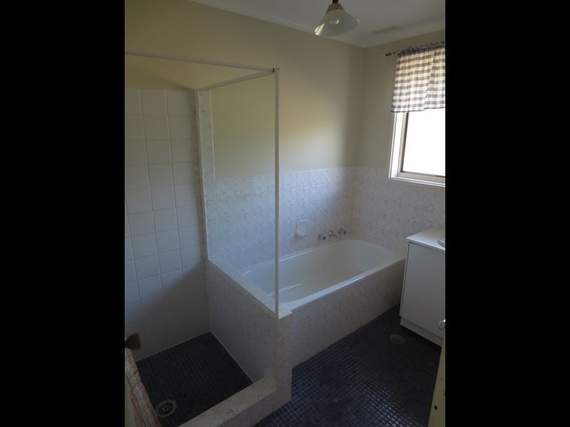 7 Browne Place, Kambah ACT 2902