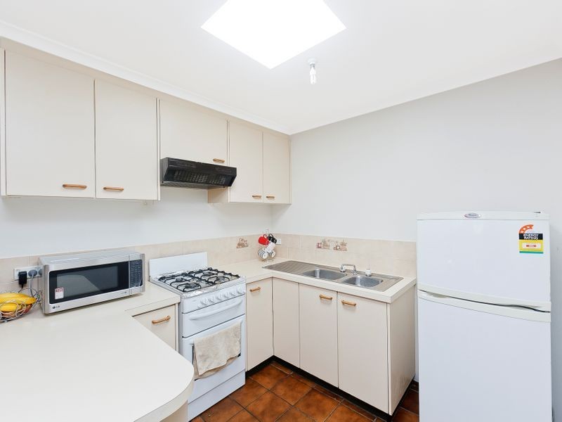 4/6 Beazley Crescent, Calwell ACT 2905
