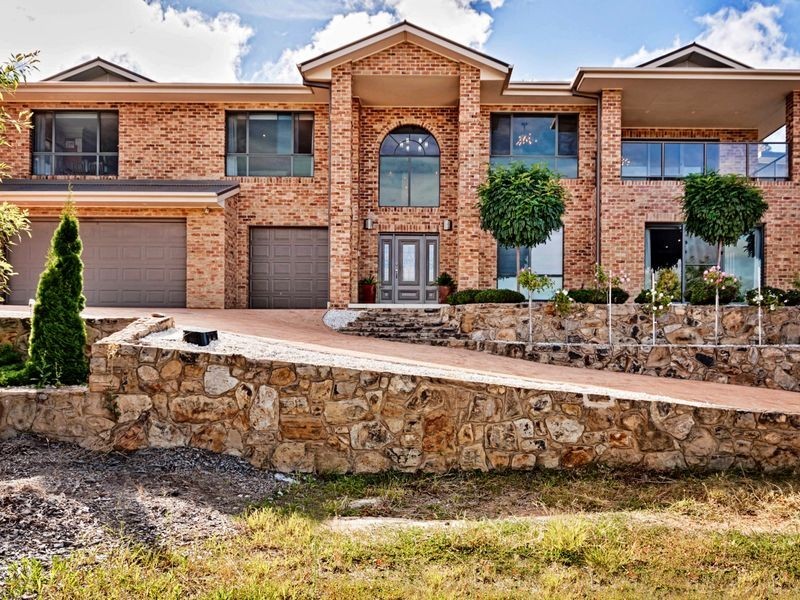 7 Galbraith Close, Banks ACT 2906