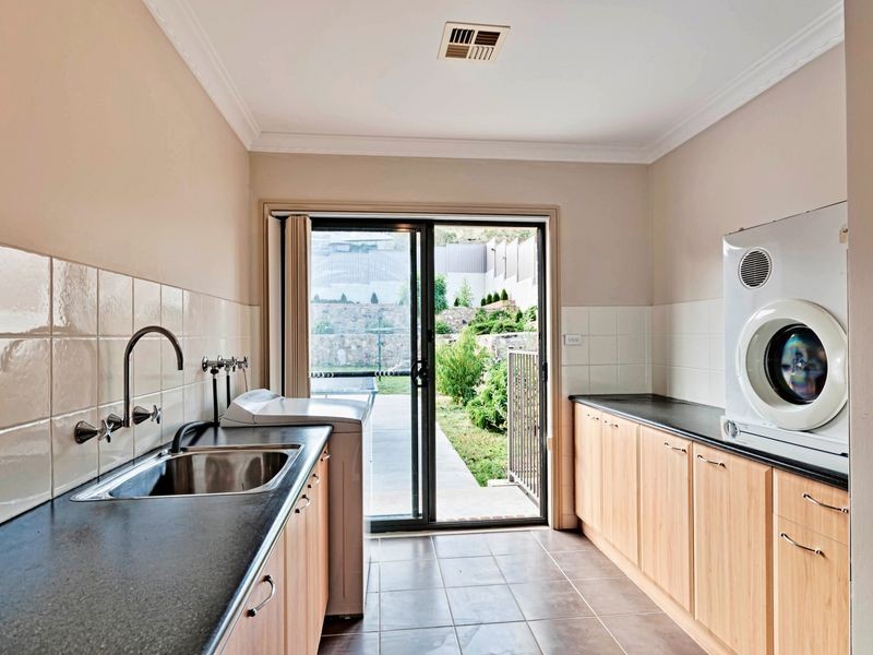 7 Galbraith Close, Banks ACT 2906